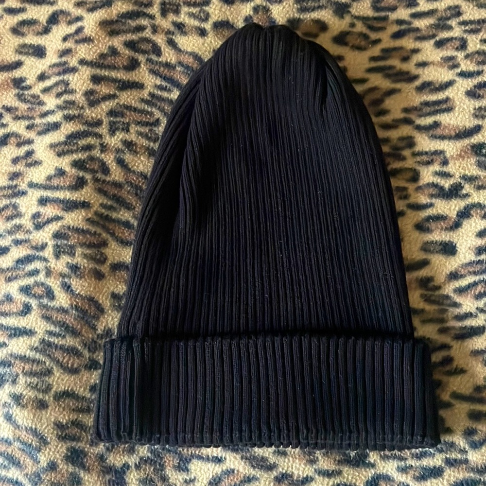 Free People black beanie hat size OS